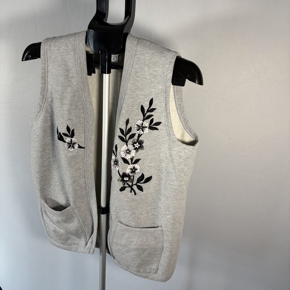 VTG Medium Applieque Floral Gray Sweater Vest 90s Whimsygoth Pockets Cottage - Picture 4 of 11